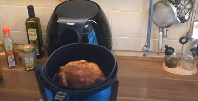 Ganzes Hähnchen in der Heißluftfritteuse